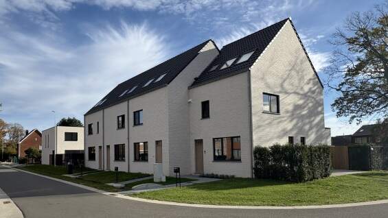 6 woningen Kuringen